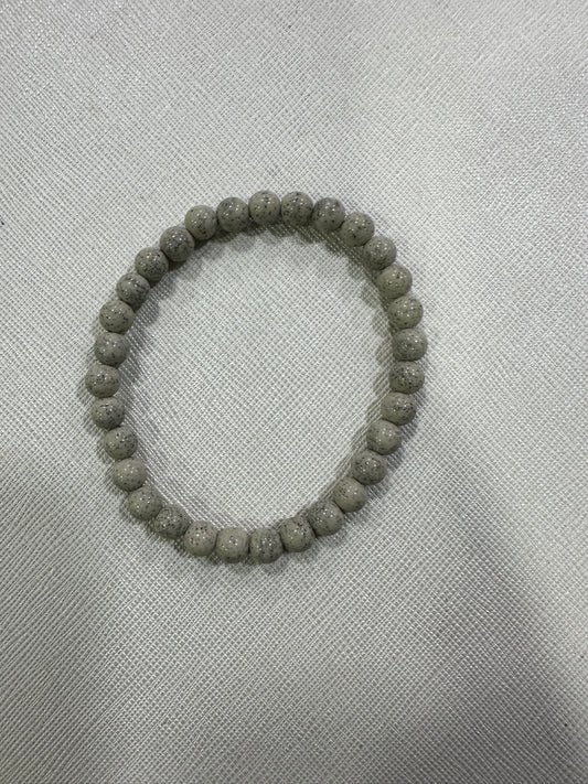 八番北投石