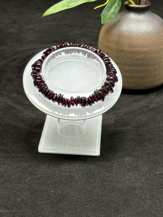 二十五番ガーネットさざれブレスレット